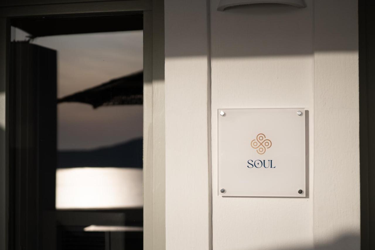 Akasha Suites Fira  Exterior foto